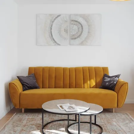 Chic With Terrace & View *